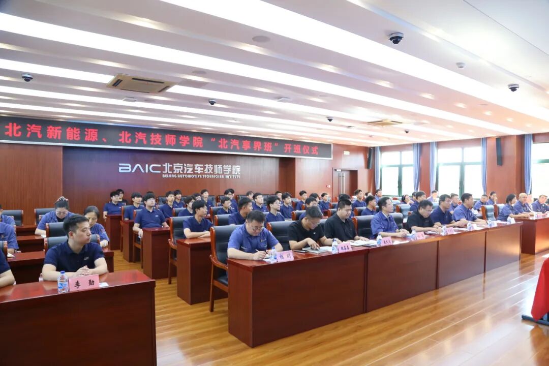 1758363478178918 2.jpg