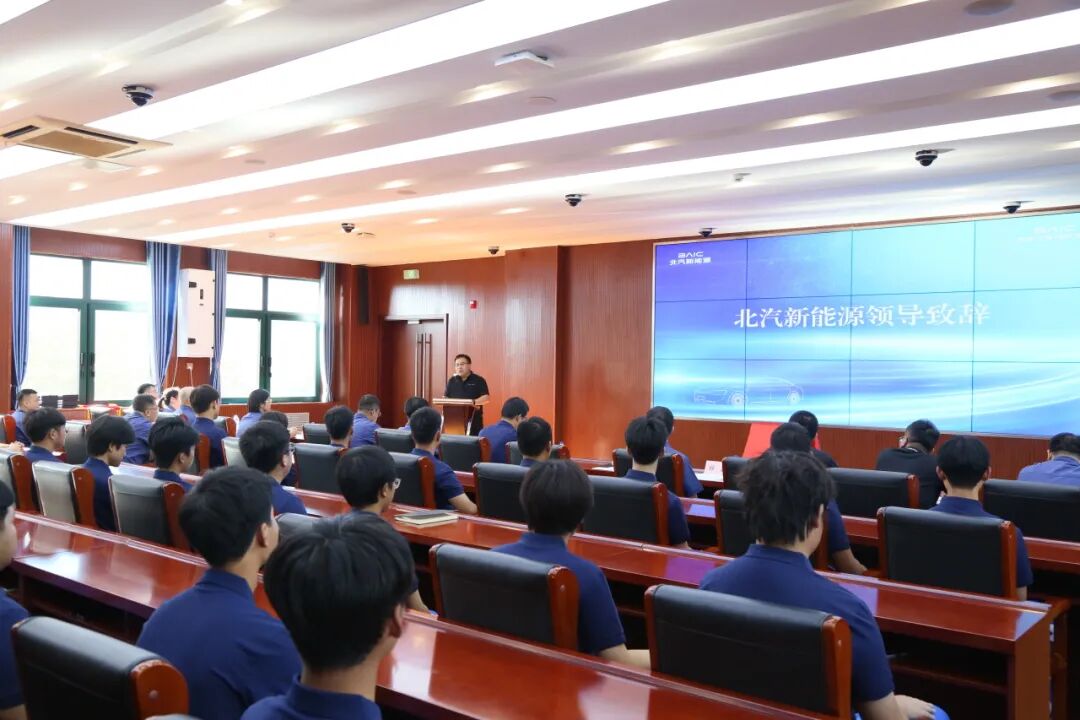 1758363652559910 5.jpg