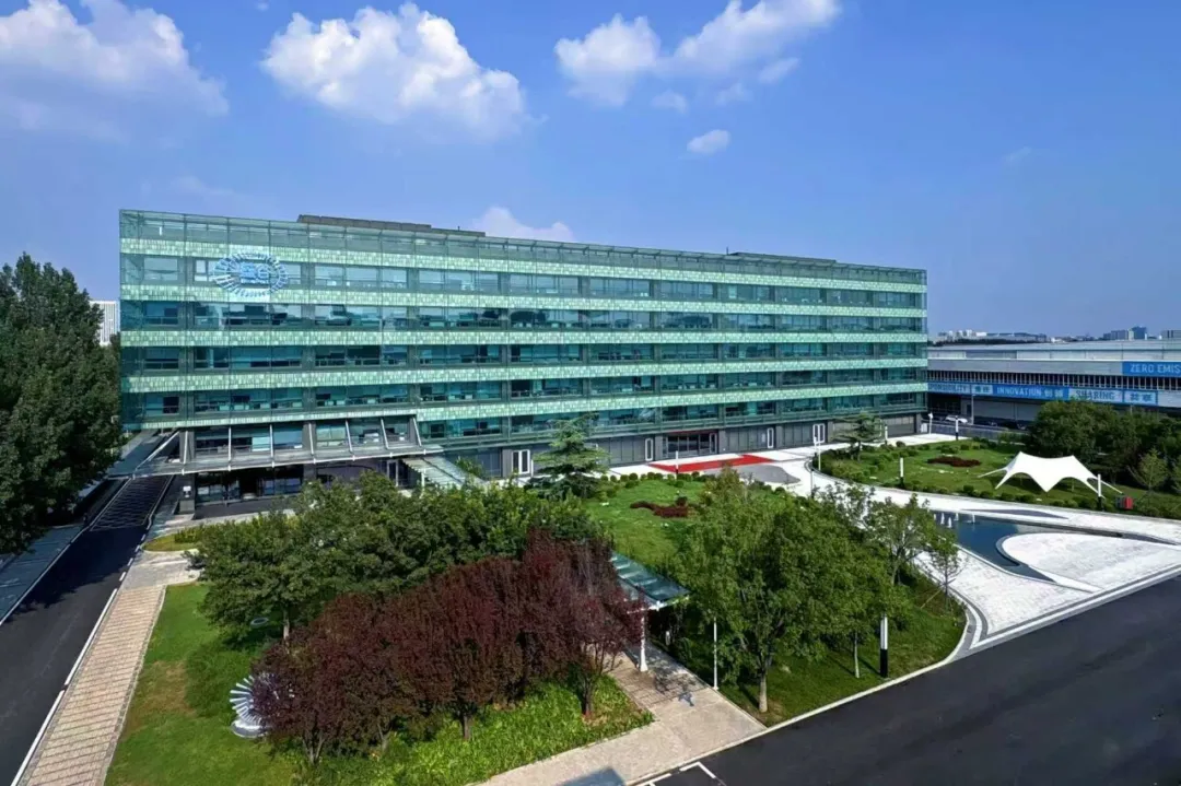 1764064833491665 1764064833491665